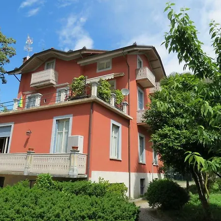 Attico Di Ornella Apts Daire *