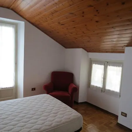 Attico Di Ornella Apts Daire *